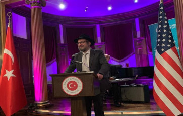 Getting to know the Jewish Community in Turkey: A Conversation with Rabbi Mendy Chitrik