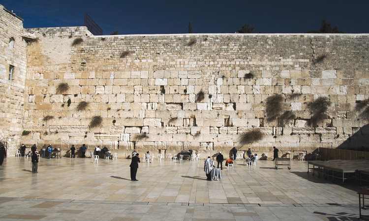 Israel “Vaccinates” the Western Wall in Restoration Effort of Top Jerusalem Attraction