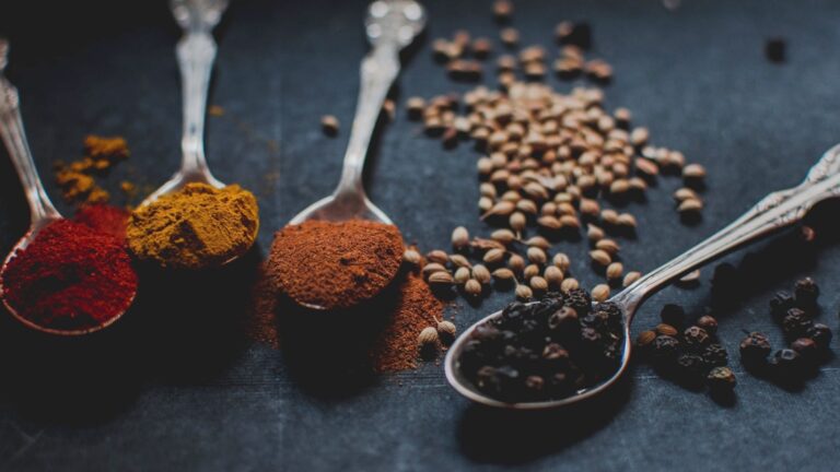 Eating food with these 4 spices may help you lose weight