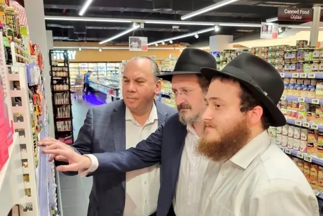 Kosher Food and Shabbat Arrive at World Cup in Qatar