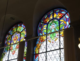 Explore the Swiss capital of Bern and its Jewish Community