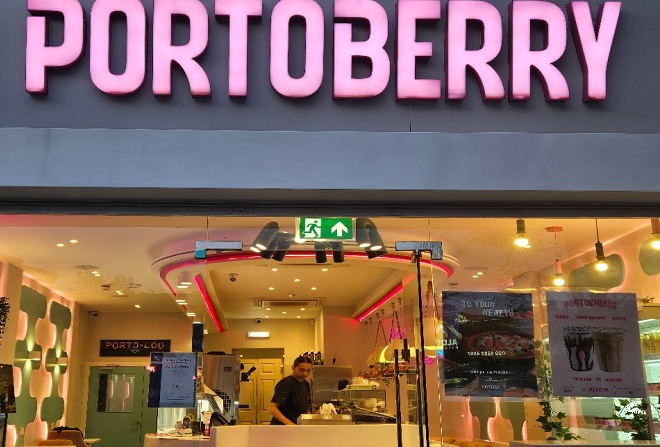 Indulge in London’s Kosher Culinary Delights: From Gourmet Burgers to Seafood Treasures and Healthful Havens