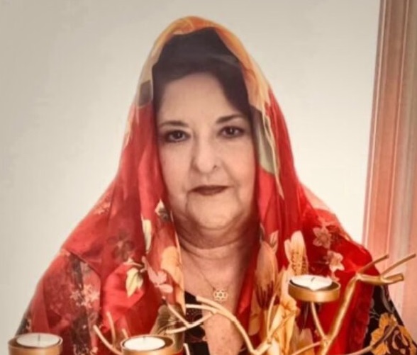 From Catholic Roots to Jewish Heritage: Genie Milgrom’s Journey in “Between the Stone and the Flower”