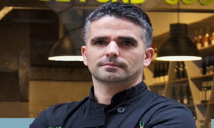 Chef Guy Vaknin: From Israeli Kibbutz to NYC’s Plant-Based Culinary Trailblazer