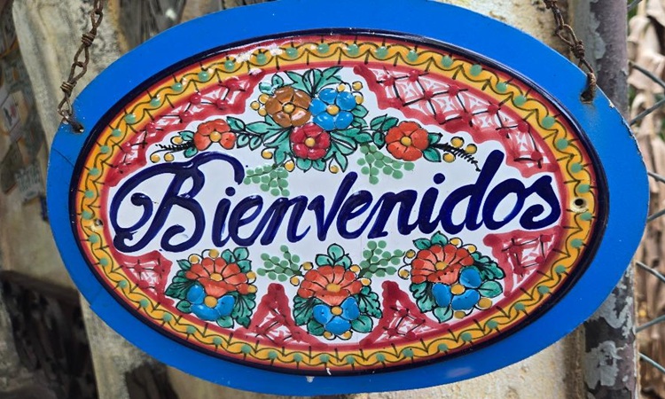 From War to Diamonds: The Untold Story of Jewish Refugees in Cuba